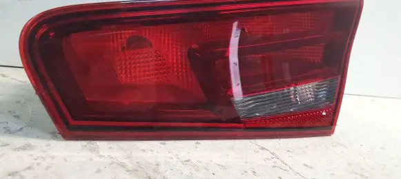 Audi A3 S3 8V Tailgate rear/tail lights 8V3945094