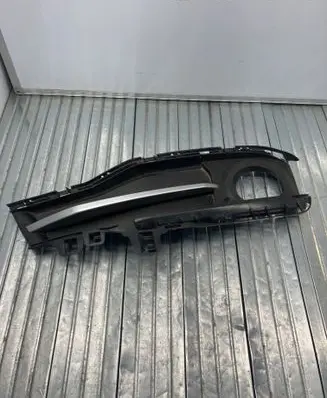 BMW 3 F30 F35 F31 Front bumper lower grill 7396886 F3031