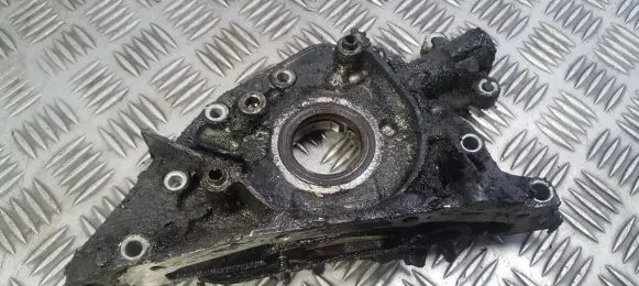 Citroen Xsara Picasso Oil pump 9642180580