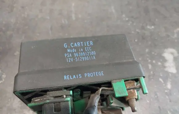 Citroen C4 I Picasso Glow plug pre-heat relay 9639912580 51299011A