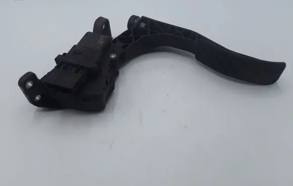 Audi A6 S6 C6 4F Accelerator throttle pedal 4F1723523A 6PV00898404