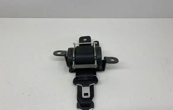 Nissan Qashqai Middle seatbelt (rear) 88854JD000 606161900 047134047134
