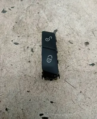 Mercedes-Benz GL X166 Central locking switch button A2049058402