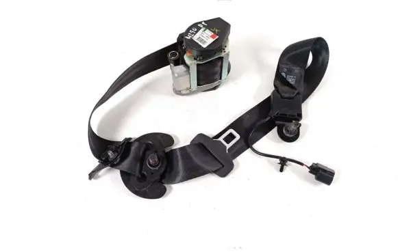 Land Rover Evoque I Front seatbelt BJ32611B08