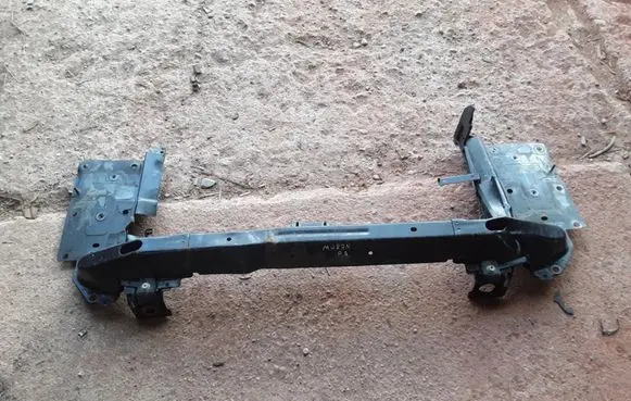 Nissan Murano Z50 Bottom radiator support slam panel NOCODE