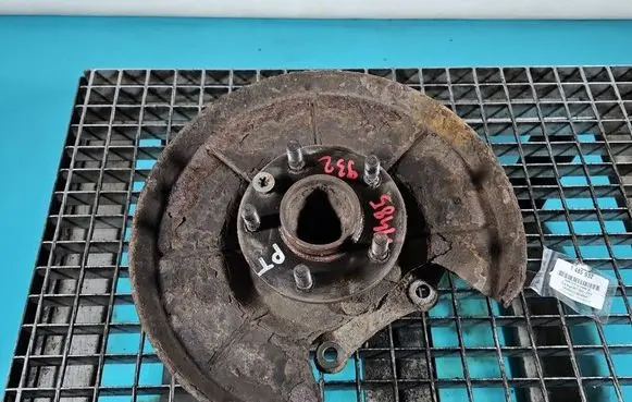 Ford Kuga I Rear wheel bearing hub IMPRK1485932
