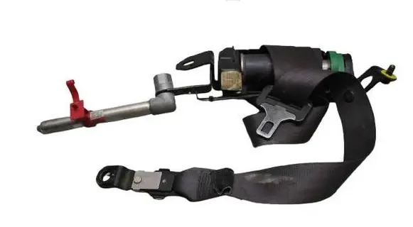 Volvo V70 Front seatbelt 8626240