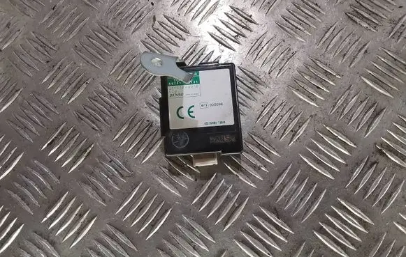 Toyota Previa (XR30, XR40) II Door control unit/module 8974128131