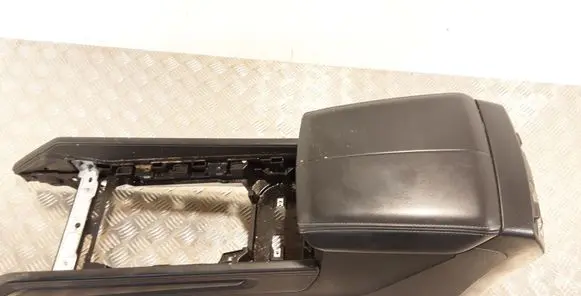 SsangYong Rexton Armrest