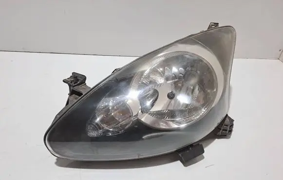 Toyota Aygo AB10 Headlight/headlamp 89532105 811700H011