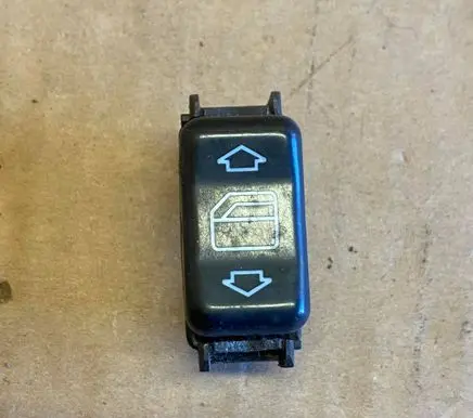Mercedes-Benz E W124 Electric window control switch 1248208910 03809711 0380970