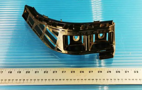 Mercedes-Benz E W212 Rear bumper mounting bracket A2128850765