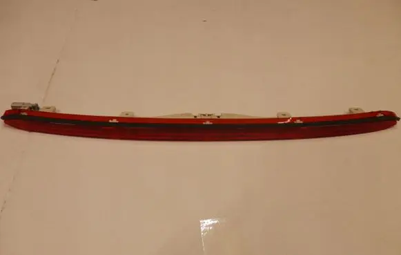 Honda Civic Third/center stoplight 64212435