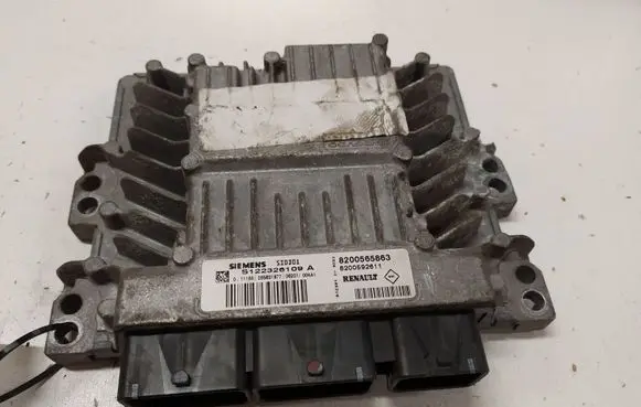 Renault Megane II Engine control unit/module S122326109A 8200565863 8200592611