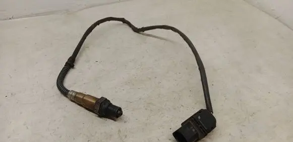 Volkswagen PASSAT B6 Lambda probe sensor 03G906262