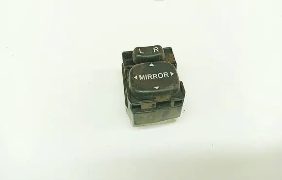 Toyota Previa (XR30, XR40) II Wing mirror switch 183574