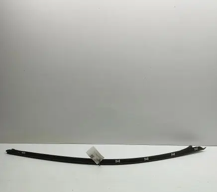 BMW 2 F22 F23 Front door glass trim molding 7267916