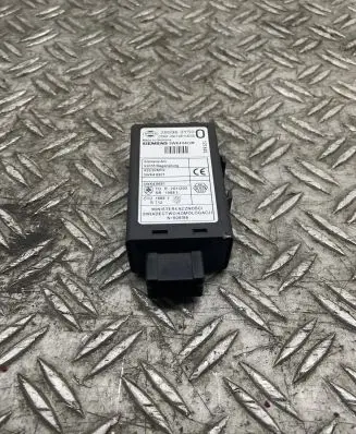 Nissan X-Trail T30 Door central lock control unit/module 