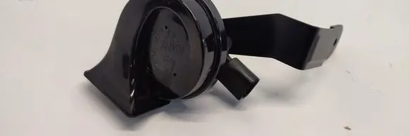 Audi Q3 8U Horn signal 8U0951210