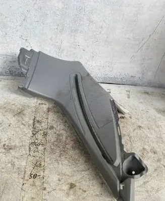 Audi A4 S4 B9 (D)pillar trim (top) 