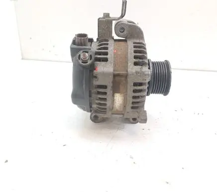 Toyota Avensis T250 Generator/alternator 1042104527