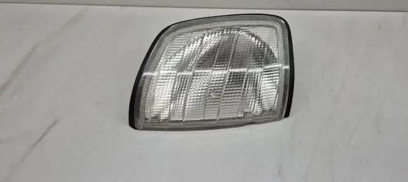 Mercedes-Benz E W124 Front indicator light A1248261043