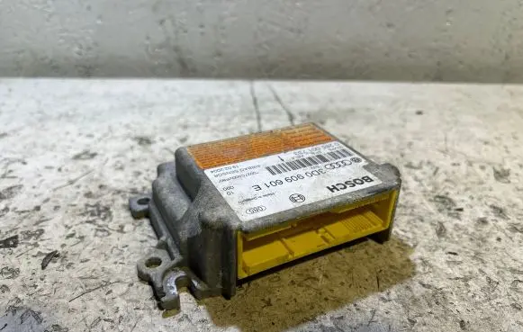 Volkswagen Touareg I Airbag control unit/module 3D0909601E 0037C000 0285001733