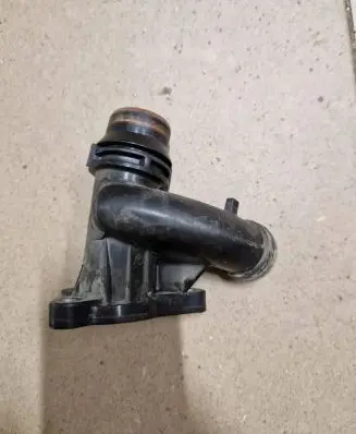BMW 5 G30 G31 Engine coolant pipe/hose 90520759