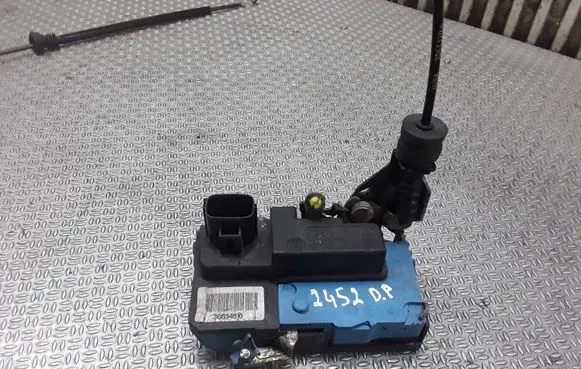 Volvo S60 Front door lock 30634616