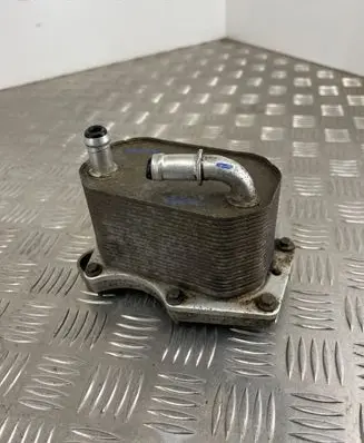 Nissan Navara D23 Engine oil radiator 