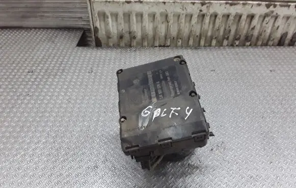 Volkswagen Golf IV ABS Pump 1J0907379G 1J0614117C