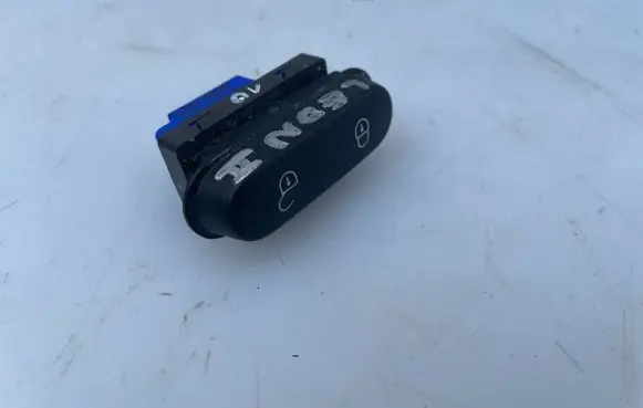 Seat Leon (1P) Central locking switch button 5P0962125A
