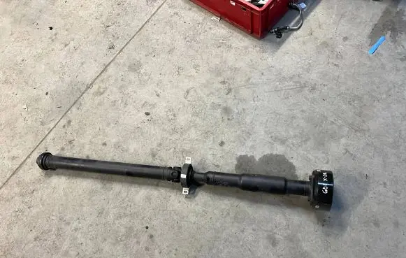 BMW X3 G01 Rear driveshaft/prop shaft 8680379