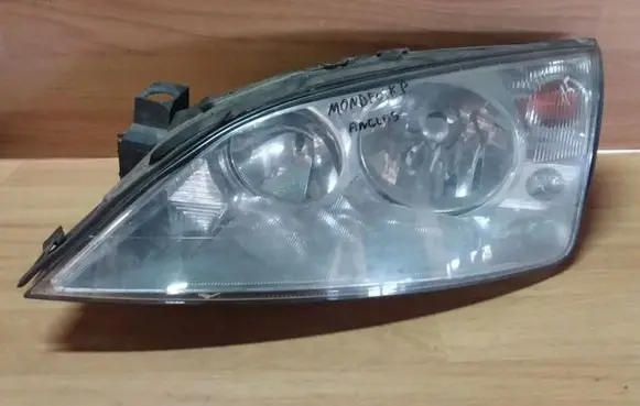 Ford Mondeo Mk III Headlight/headlamp 0301174601 1S7113006BK