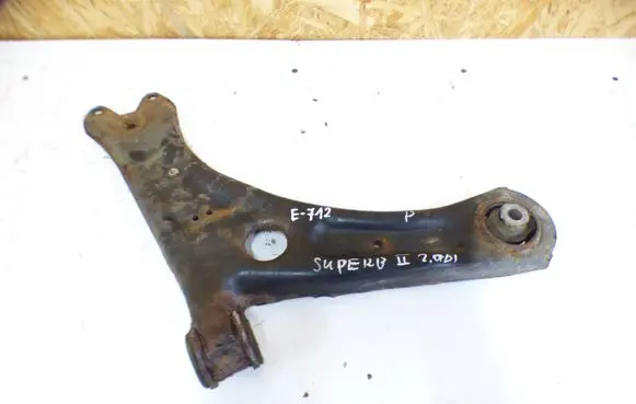 Skoda Superb B6 (3T) Front lower control arm/wishbone 