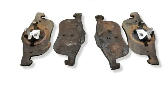 Volvo S60 Brake pads (front) 