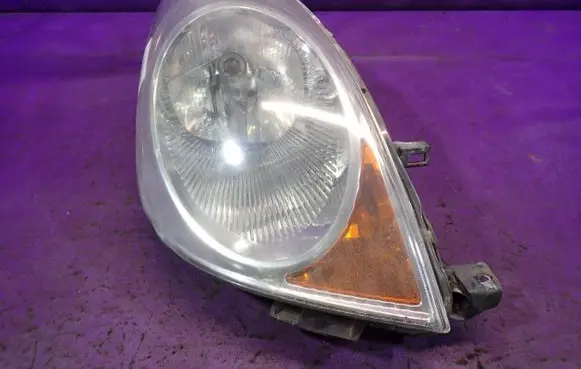 Nissan Note (E11) Headlight/headlamp 260109U10A