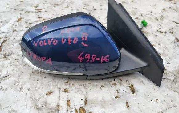 Volvo V40 Front door electric wing mirror 