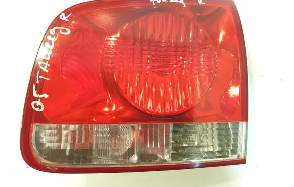 Volkswagen Touareg I Tailgate rear/tail lights 28268003 7L6945094H