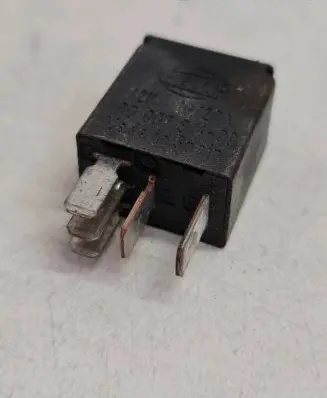 Volvo S60 Other relay 4RD00781400 10420A