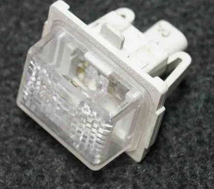Mercedes-Benz CLS C218 X218 Number plate light A2118200856