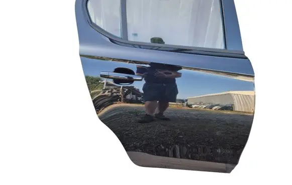 Opel Corsa E Rear door
