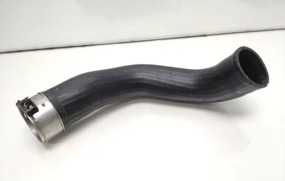 Renault Captur Intercooler hose/pipe 6670974