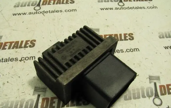 Mitsubishi Space Star Glow plug pre-heat relay 7700115078