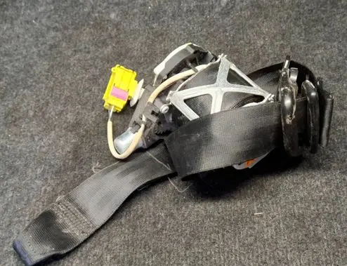 Volkswagen Eos Front seatbelt 1Q1857706