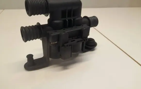 BMW X5 E70 Coolant heater control valve 6411691054403