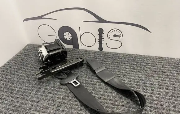 Porsche Macan (95B) Front seatbelt 3063559 95B857705C
