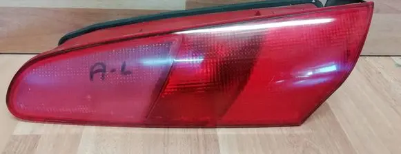 Alfa Romeo 166 Tailgate rear/tail lights 60609910 38140751