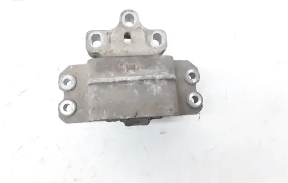 Volkswagen Touran I Engine mount bracket 1K0199555