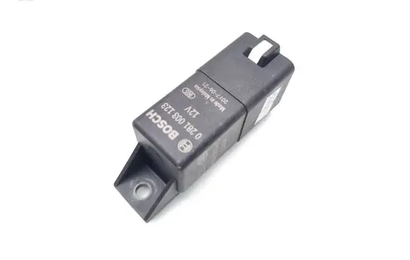 Land Rover Discovery Sport Glow plug pre-heat relay 0281003123